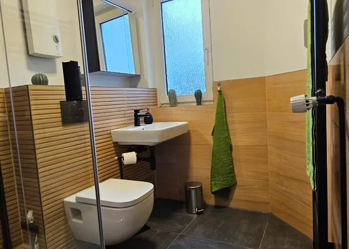 Studioappartement In Ruhiger Umgebung In Mit Perfekter Anbindung Zur Ruhruni Apartment